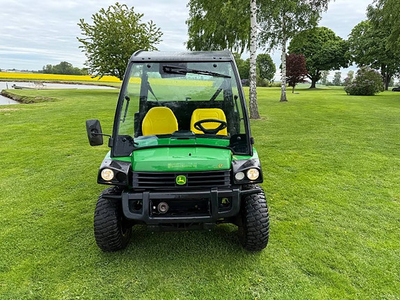 John Deere Gator 825I XUV UTV 2 of 5