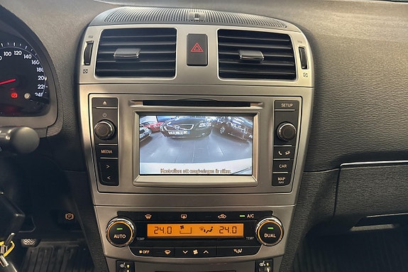 Toyota Avensis 16 of 17