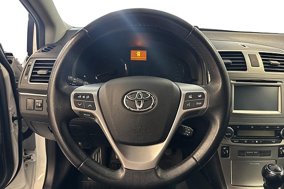 Toyota Avensis 14 of 17