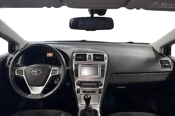 Toyota Avensis 11 of 17