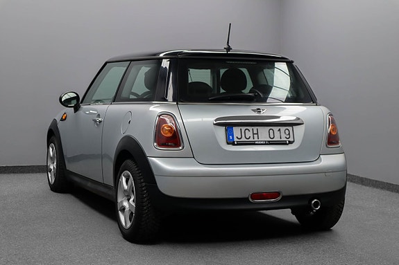 MINI Cooper 5 of 5