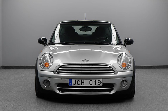 MINI Cooper 3 of 5