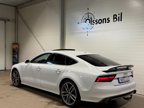 Audi A7 4 of 5