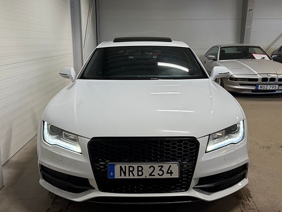 Audi A7 9 of 23