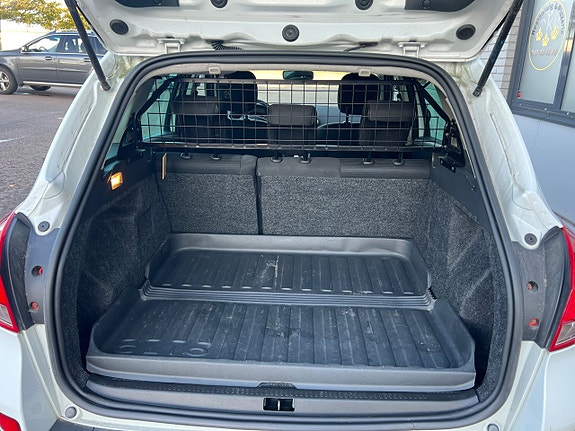 Renault Clio 14 of 19