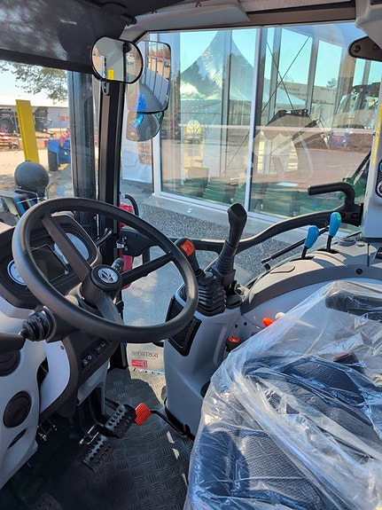 New Holland T4.65 4 of 4