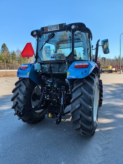 New Holland T4.65 3 of 4