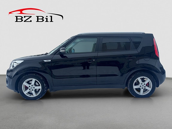 Kia Soul 2 of 5