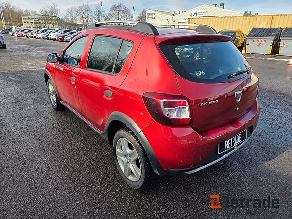 Dacia Sandero Stepway 4 of 5