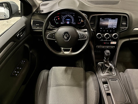 Renault Megane 18 of 23