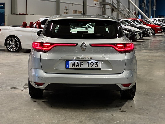 Renault Megane IV 5 of 5