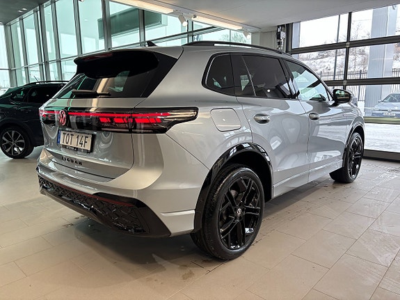 Volkswagen Tiguan 6 of 22