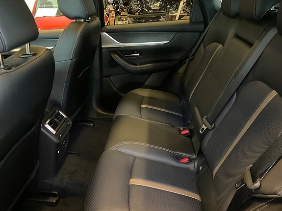 Mazda CX-60 13 of 14