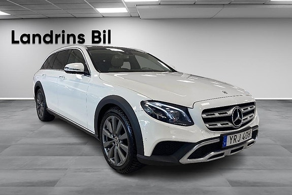 Mercedes-Benz E220 d 3 of 5