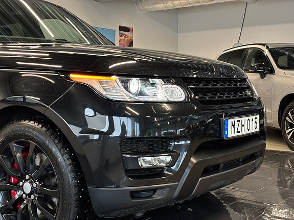 Land Rover Range Rover Sport 5 of 5