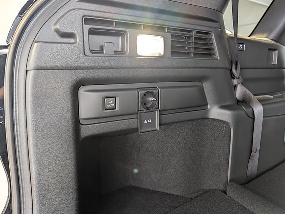 Mazda CX-80 26 of 28