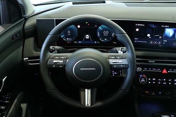 Hyundai Tucson 10 of 17