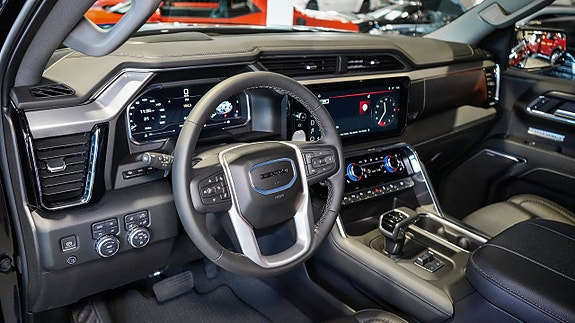 GMC Sierra 13 of 26