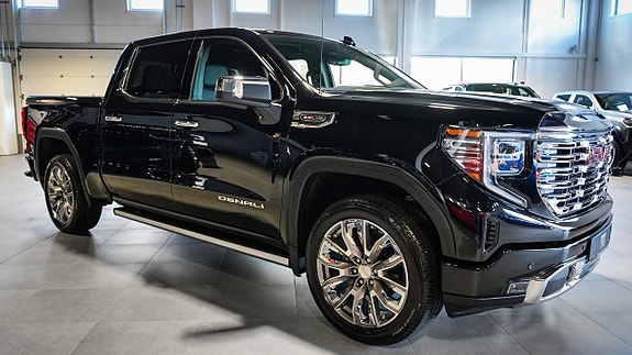 GMC Sierra 5 of 5