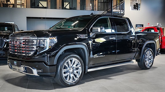GMC Sierra 2 of 5