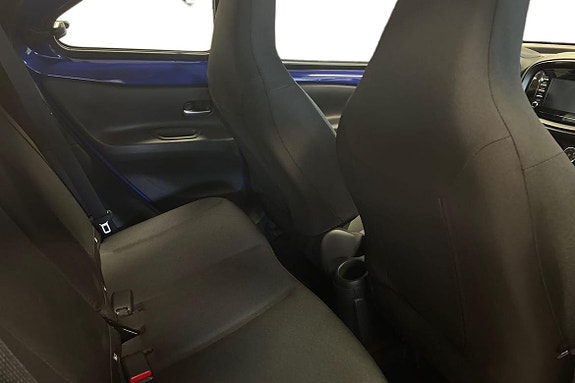 Toyota Aygo X 9 of 21