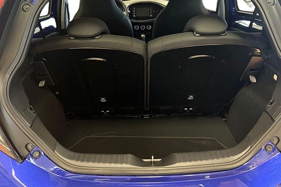 Toyota Aygo X 12 of 21