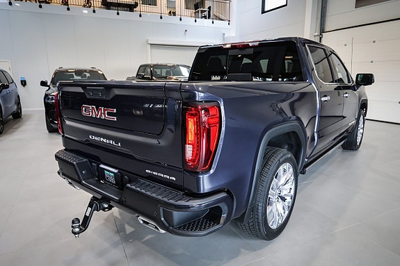 GMC Sierra 5 of 30