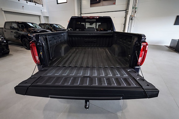 GMC Sierra 16 of 30