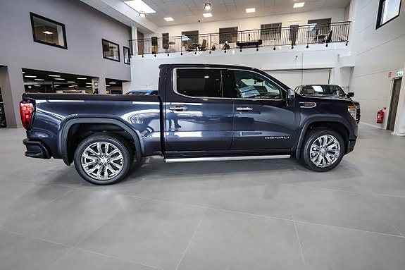 GMC Sierra 3 of 30