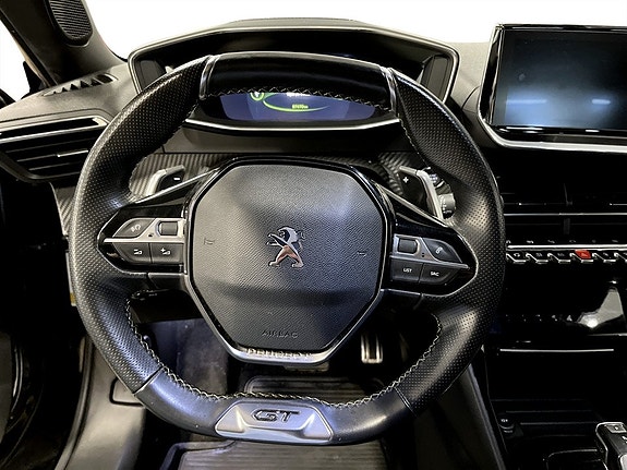 Peugeot 2008 7 of 15