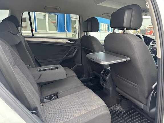 Volkswagen Tiguan Allspace 5 of 5