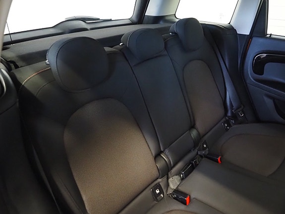 MINI Countryman Cooper 14 of 23