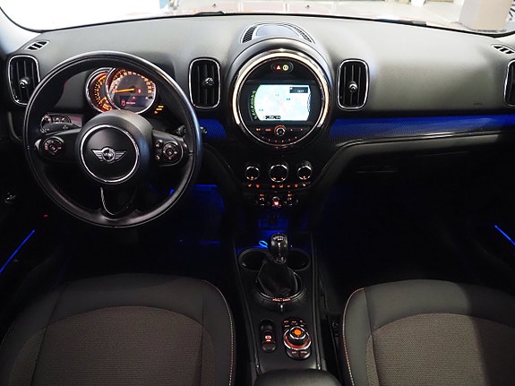 MINI Countryman Cooper 15 of 23