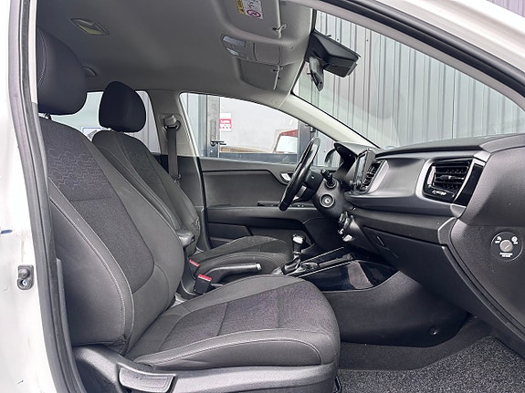 Kia Rio 16 of 19