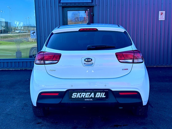 Kia Rio 10 of 19
