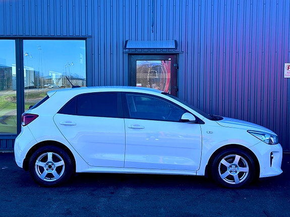 Kia Rio 7 of 19