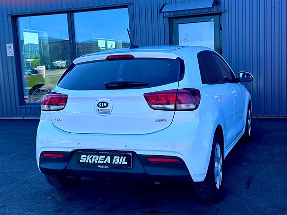 Kia Rio 11 of 19