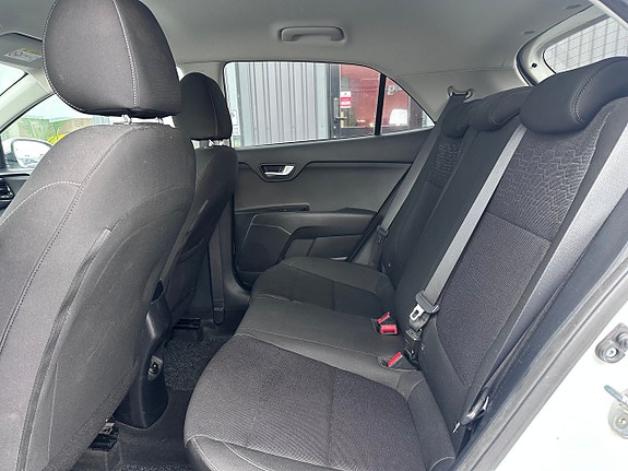 Kia Rio 18 of 19