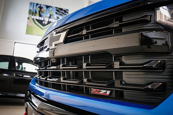 Chevrolet Silverado EV 8 of 30