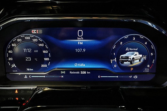 Chevrolet Silverado EV 22 of 30