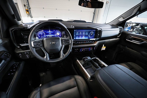 Chevrolet Silverado EV 19 of 30