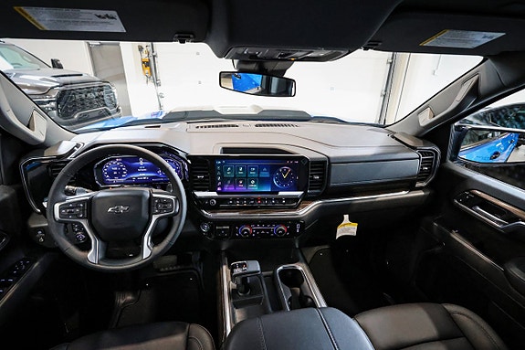 Chevrolet Silverado EV 20 of 30