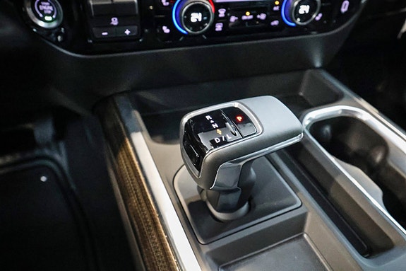 Chevrolet Silverado EV 29 of 30