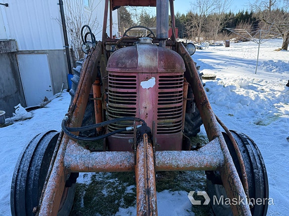 Traktor Volvo T25 + Tillbehör 21 of 27