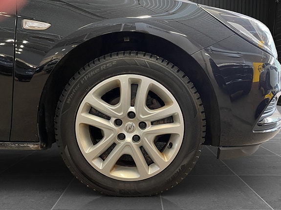 Opel Astra 19 of 22