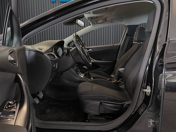 Opel Astra 9 of 22