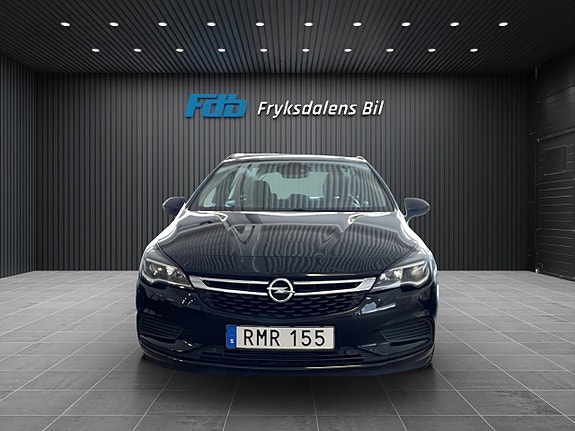 Opel Astra 2 of 5