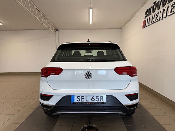 Volkswagen T-Roc 5 of 13