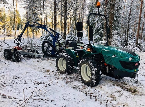 Övrigt Avesta-Vagnen Hydraulisk Timmervagn 6 of 7