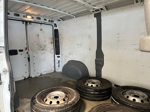 Peugeot Boxer 16 of 16